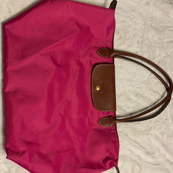 Longchamp Handbags - Long champ Pink tote